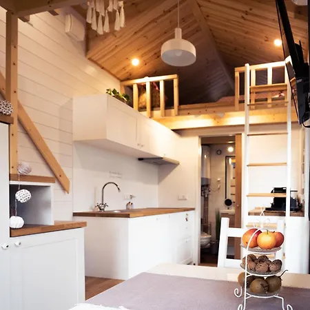 Tiny House Mit Saunafass Und Garten Appartement