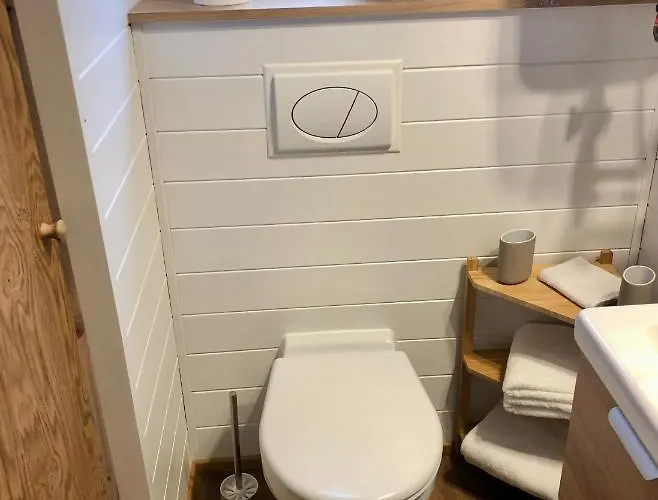 Tiny House Mit Saunafass Und Garten *