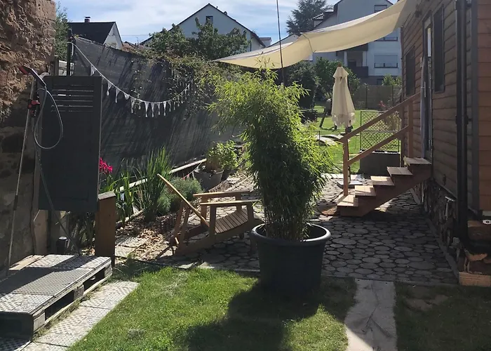 Tiny House Mit Saunafass Und Garten