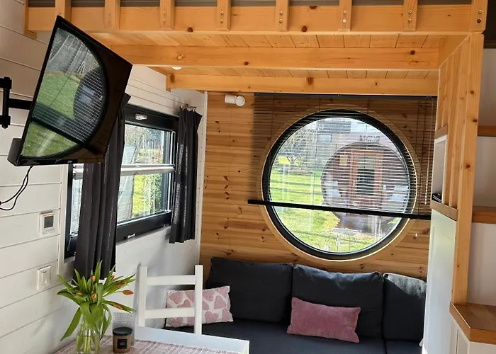 Tiny House Mit Saunafass Und Garten アパート